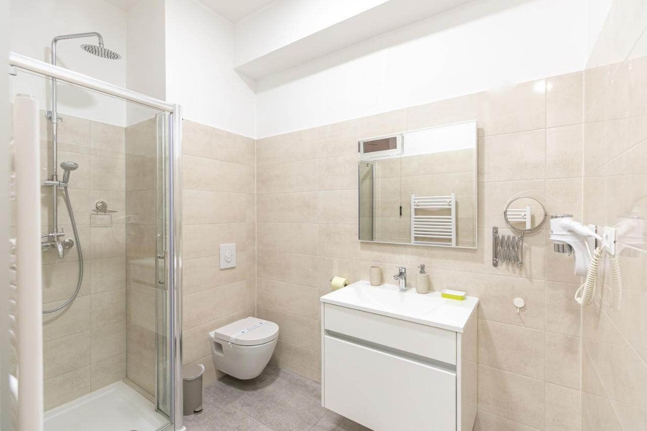 Polai Center Apartments エクステリア 写真