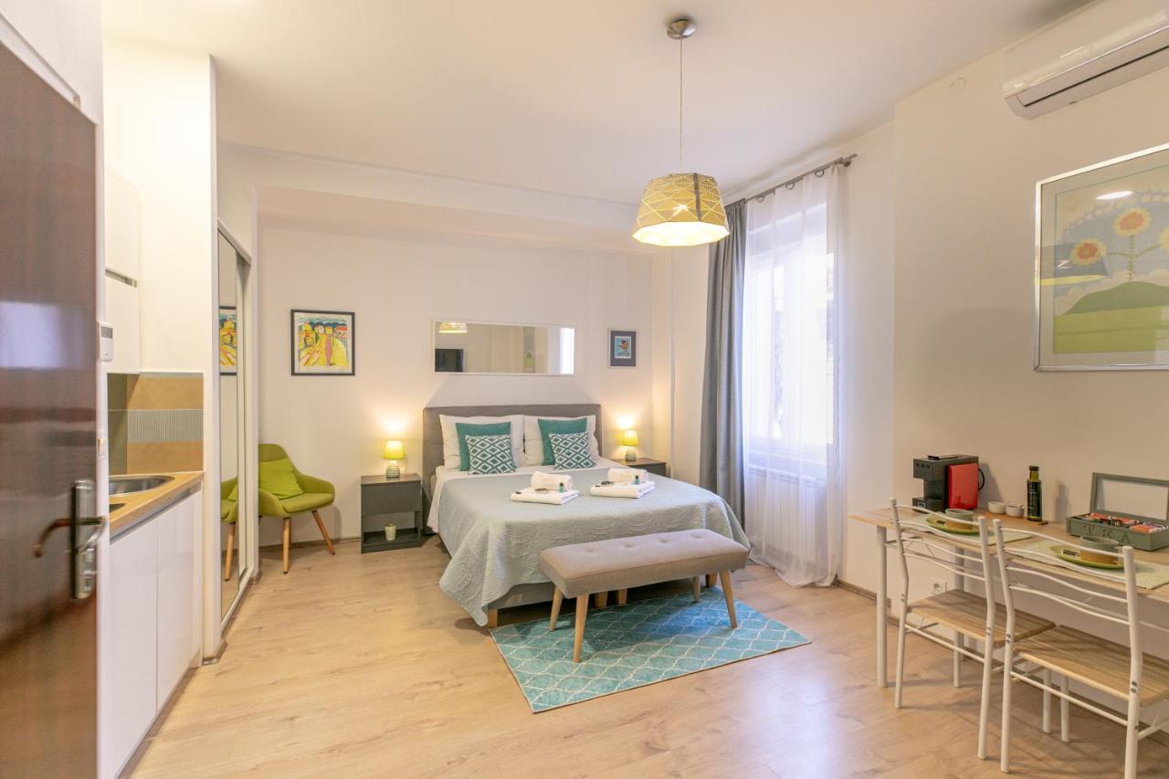 Polai Center Apartments エクステリア 写真