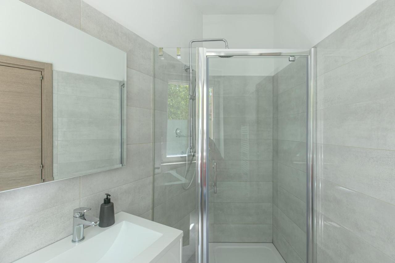 Polai Center Apartments エクステリア 写真