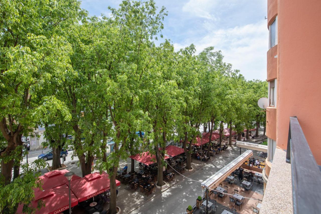 Polai Center Apartments エクステリア 写真